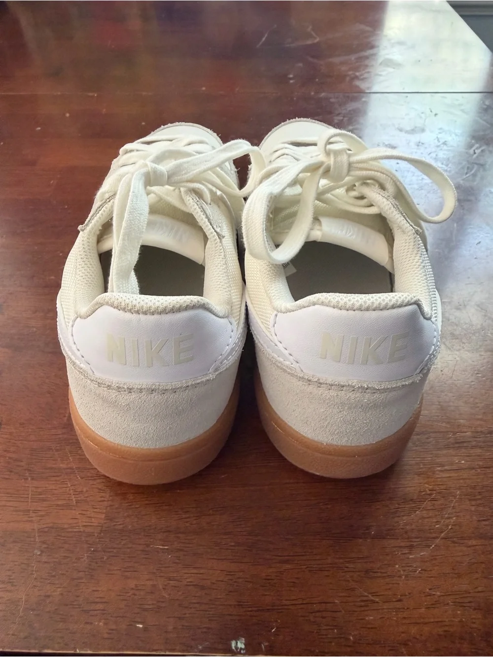 NIKE Field General White Low-Top Sneaker Gum Sole Youth Size 5.5 IF0465-102